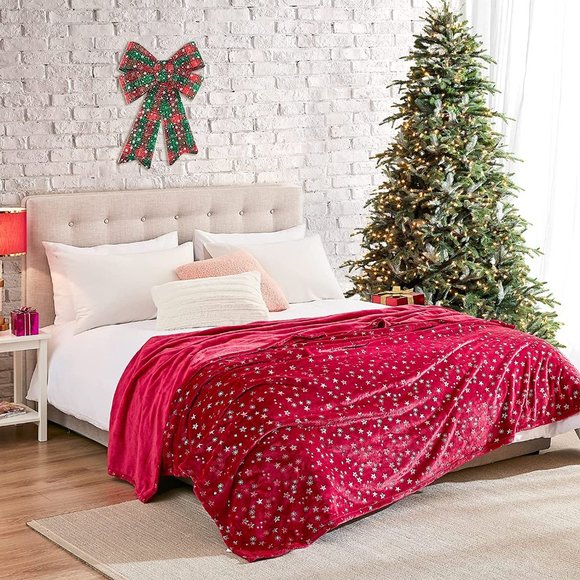Other - Oversized Luxury Christmas Throw Red White Stars